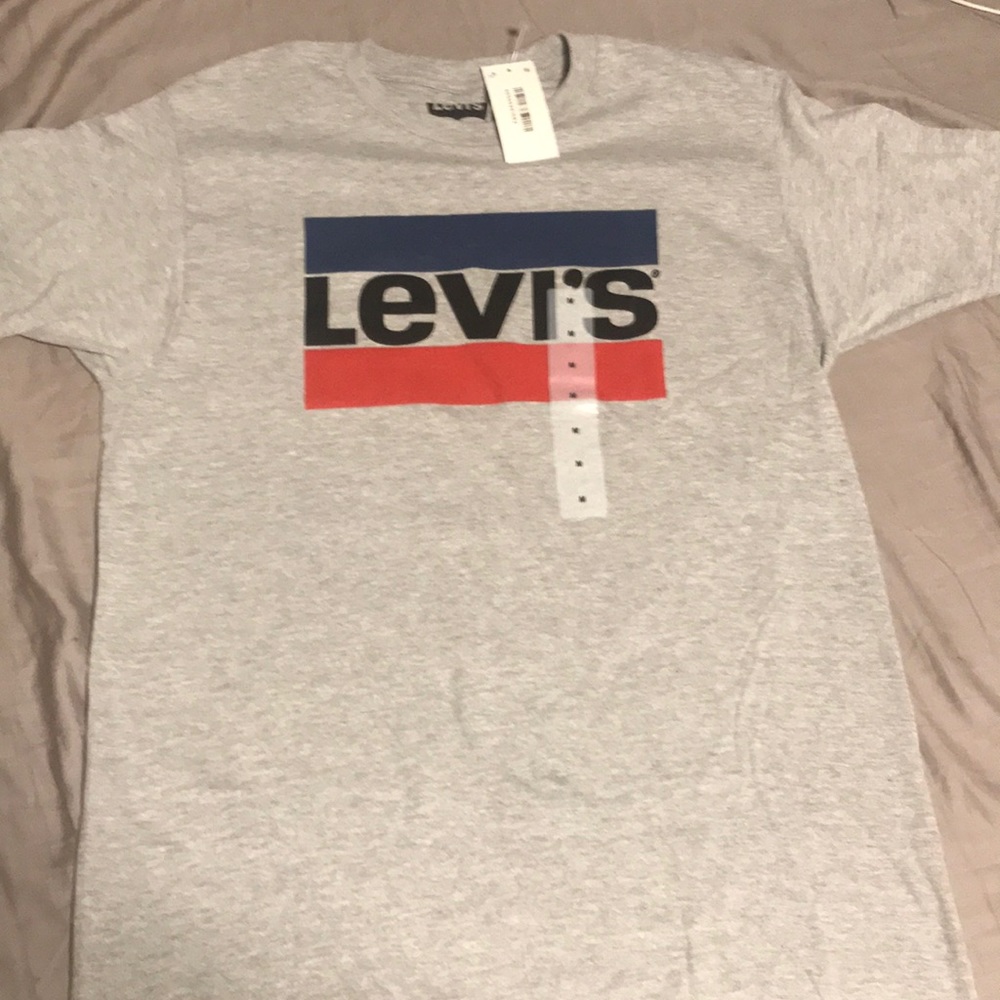 Heather Gray Levi Graphic T-Shirt